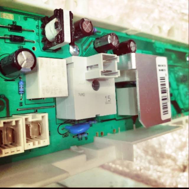 Pcb electronik modul mesin cuci electrolux ewf 8576