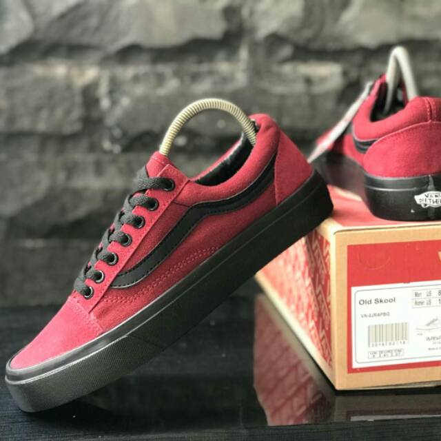 VANS OLD SKOOL MAROON BLACK