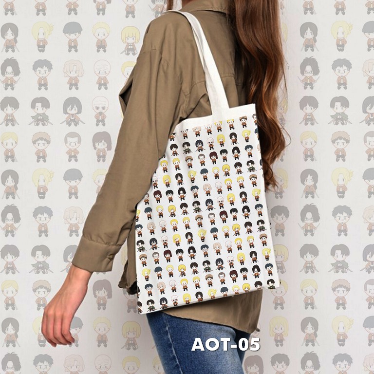 TOTE BAG BLACU MOTIF - ATTACK ON TITAN