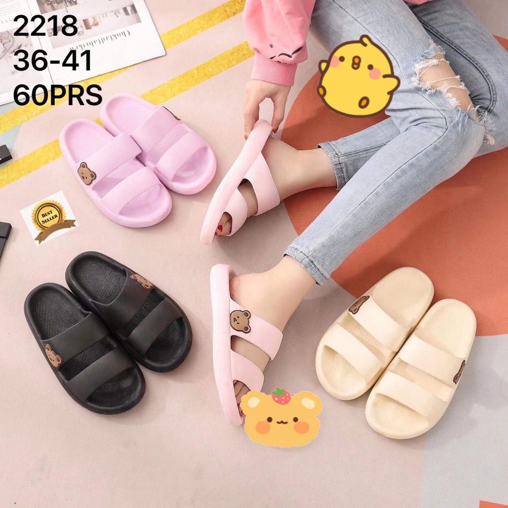 Sendal Wanita Terbaru Jelly Karet Sandal Slop Flat Rumahan Empuk Elastis Sendal Anti Slip HSN109Sandal Slop Unisex Rubber SP21 Tebal Polos Sandal Rumahan / Sandal Rumah/Kamar Mandi H04 Sendal Slipper Empuk Comfy Pria Wanita Anti SlipSandal Jelly Import /