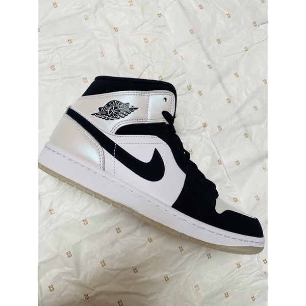 Air Jordan 1 Mid SE Diamond (Size 41 / 26 cm)