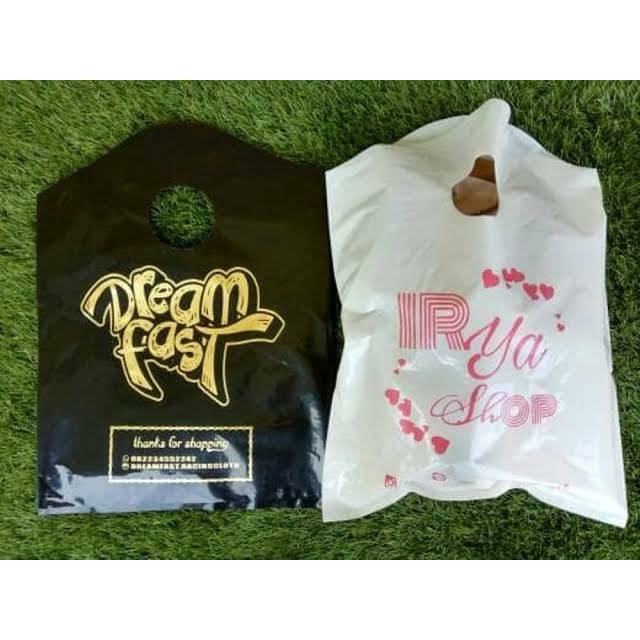 

PLASTIK PE GUNUNG UKURAN 25X35 + SABLON 1 SISI