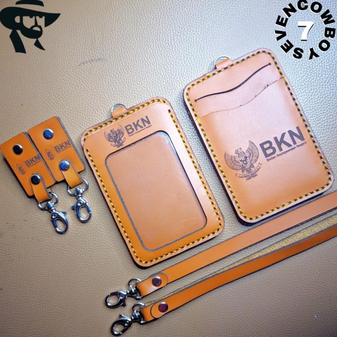 

BISA COD NAME TAG KULIT CUSTOM / ID CARD KULIT CUSTOM (Jahit Sulam) SPECIAL Kode 152