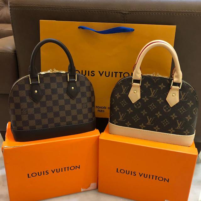 LV Alma BB Classic