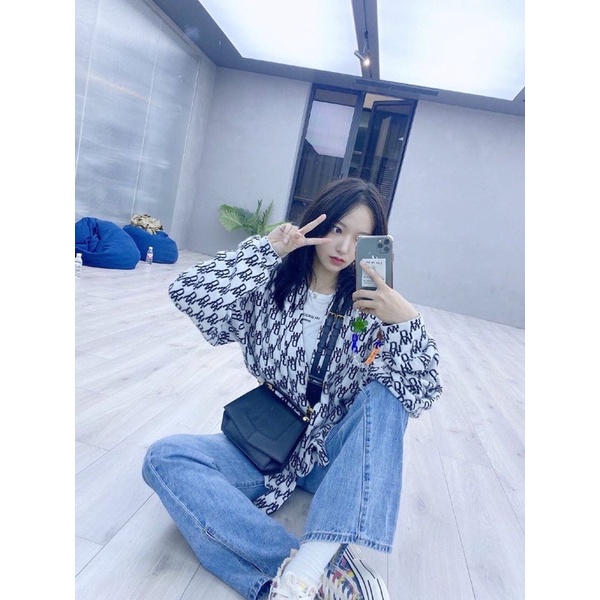 pc soojin gidle (booked)