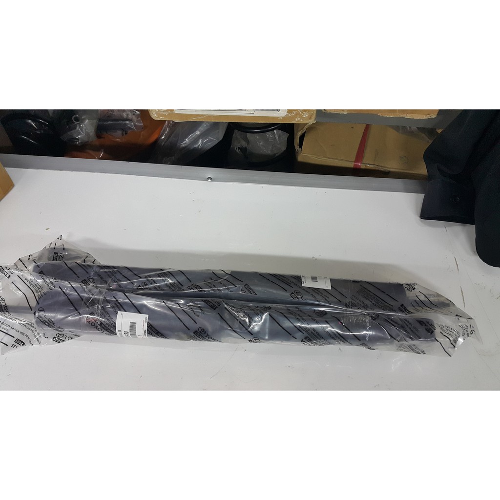 Shock breker belakang innova original