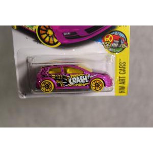 Hot Wheels VW Volkswagen Golf MK7 Crash Pink Seri HW ART 2017 Huruf A Miniature Mobil