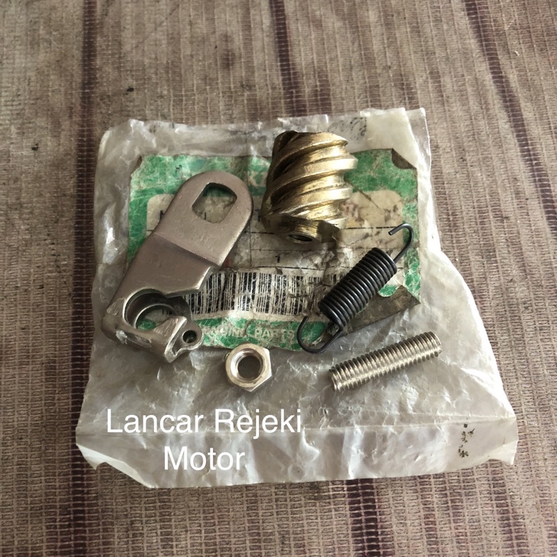 Stut Kopling Suzuki TRS