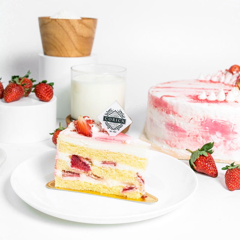 

Strawberry Short Cake Slice - Corica Pastries