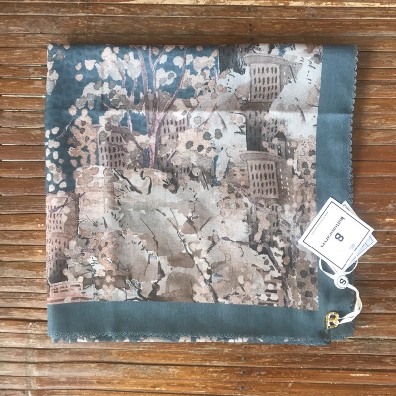 Sale New york collector “MALIBU” @buttonscarves