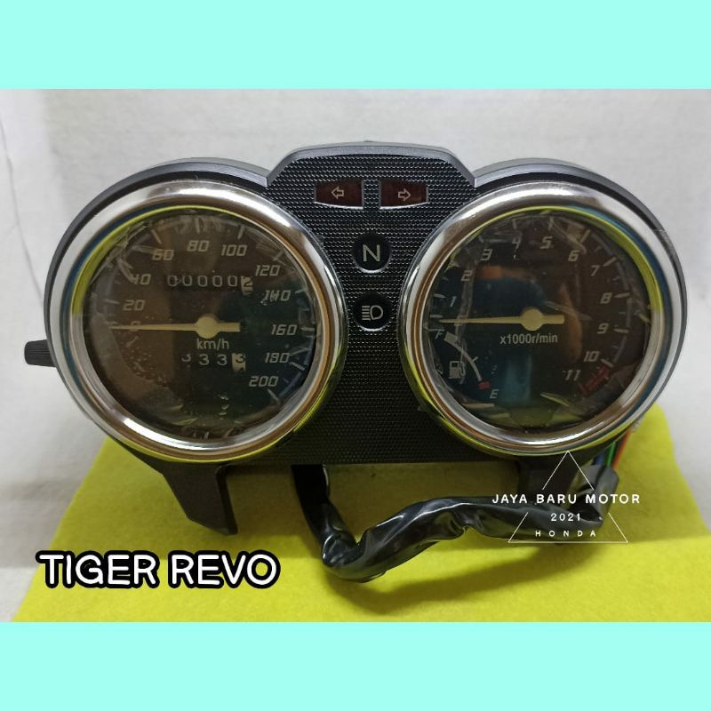 Speedometer Tiger Revo