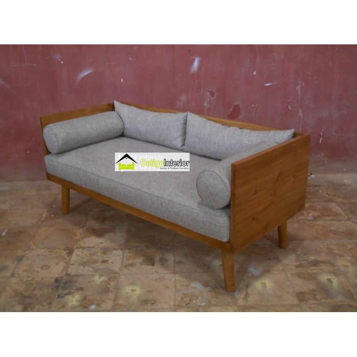 sofa minimalis retro scandinavian