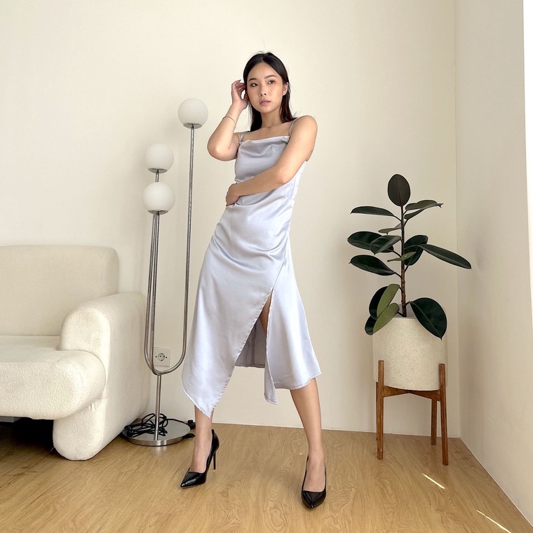 Ariana Body Fit Satin Dress / Dress Satin Wanita / Party Dress / Bridesmaid Dress / Feminim Korean Dress