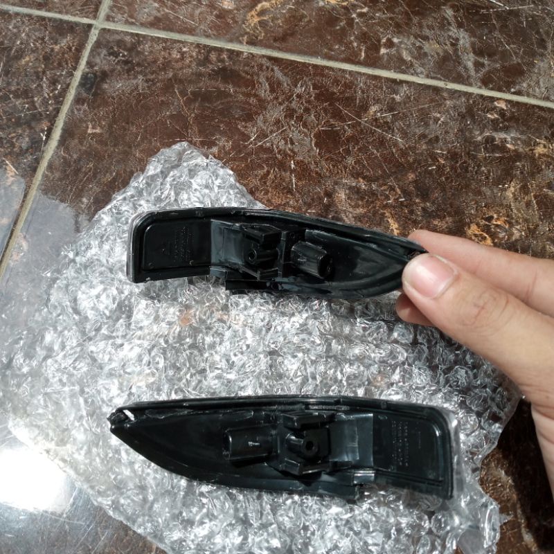 SV1 Lampu Sen sein Spion Calya Sigra Yaris 2016-2023 AST