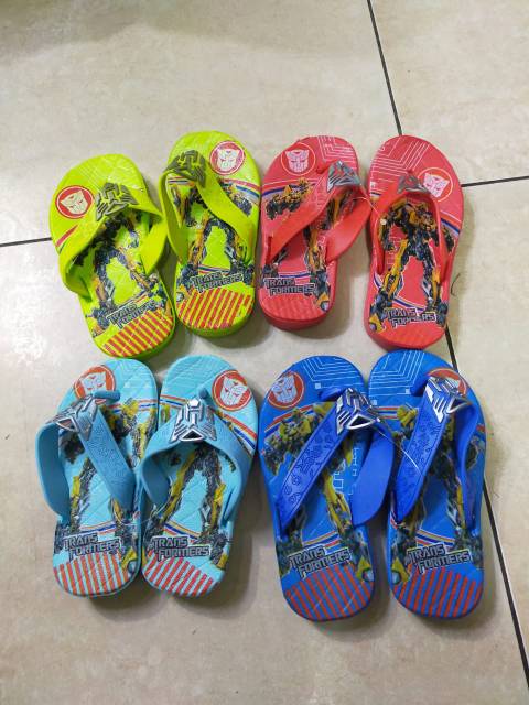 SALE STOCK Sandal Karakter Anak Laki Warna Random