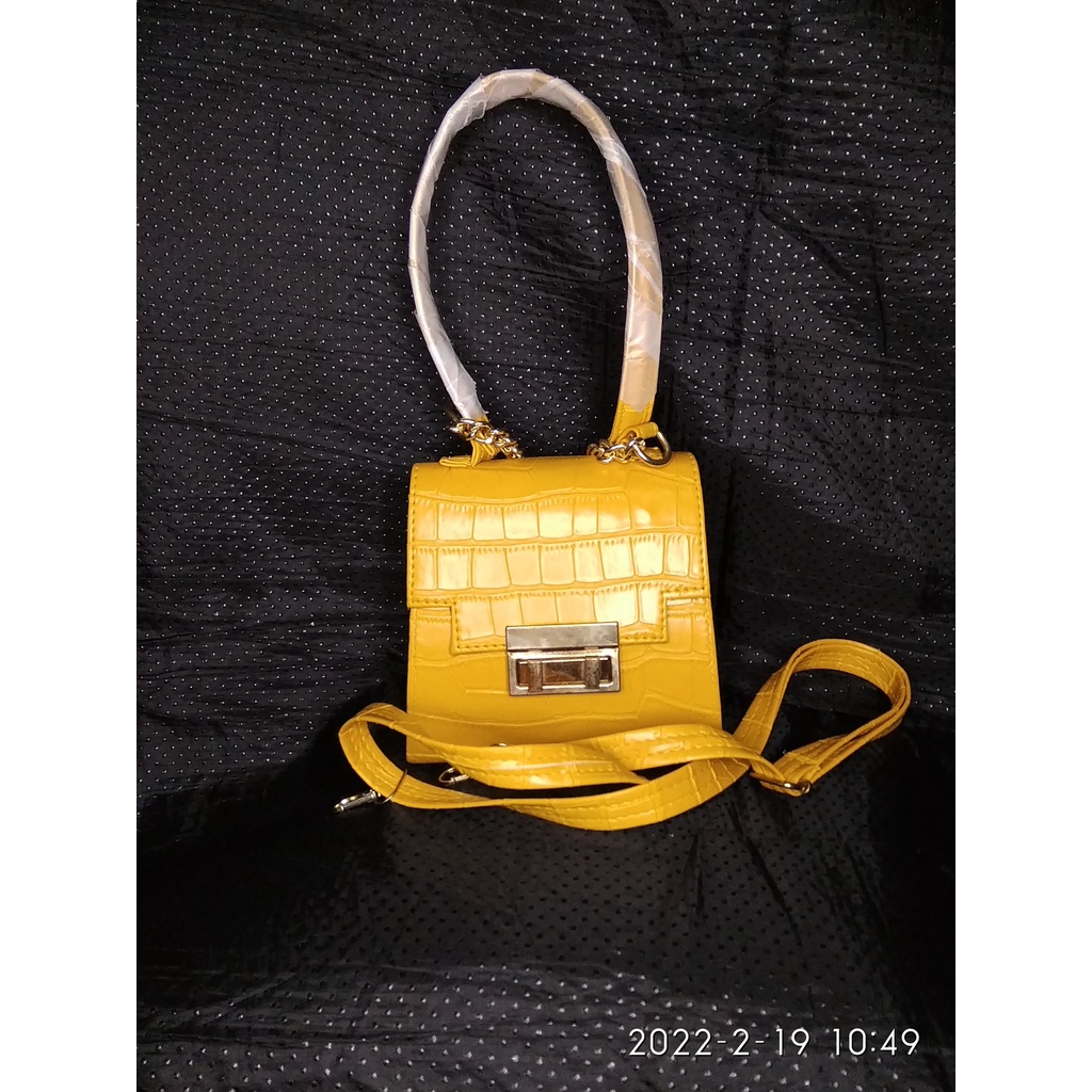 TAS WANITA SELEMPANG TERBARU PRODUK LOKAL HARGA MURAH KUALITAS TERBAIK