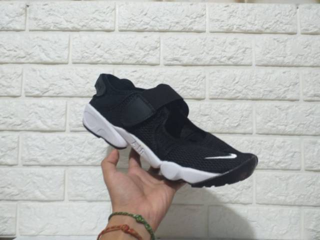 sepatu nike ninja original