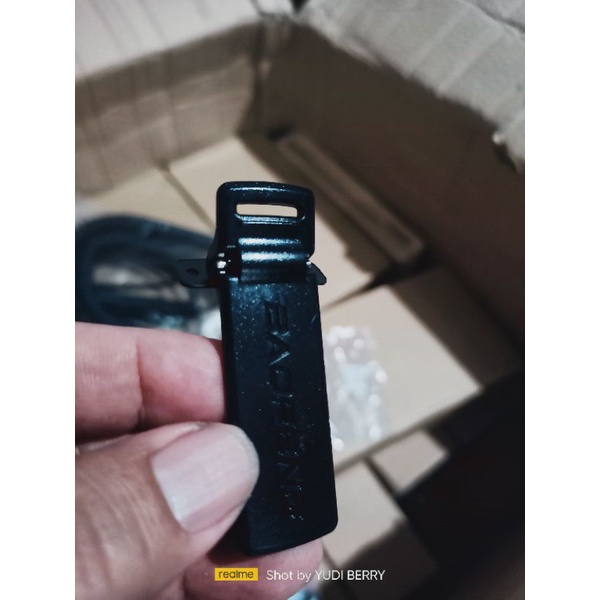Belt clip ht uv5r baofeng toriphone weierwei uv5r Cantelan baofeng uv5r beltclip