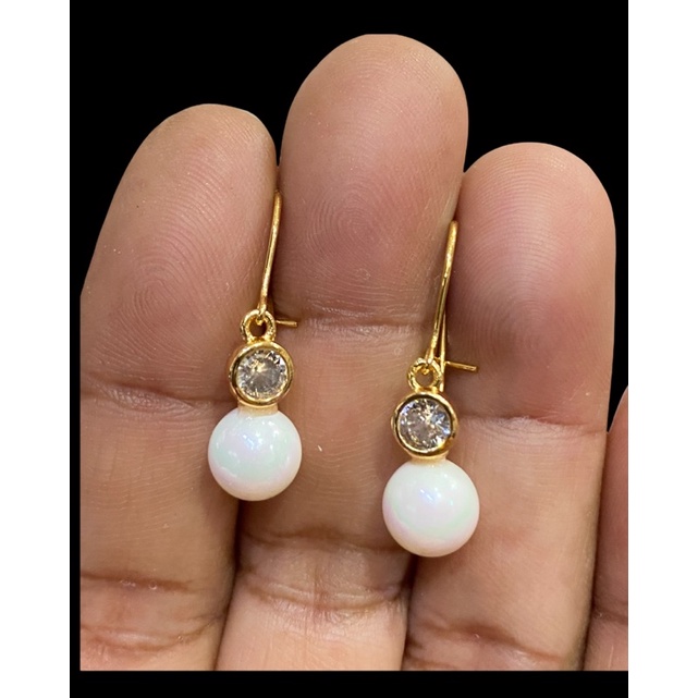 anting mutiara//perhiasan pengganti emas//mutiara//anting