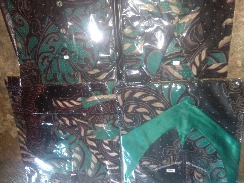 Bisa Pisah Batik Couple Keluarga Sania Ruffle Ori Ndoro Jowi Termurah Velvet Tosca Original Arisia
