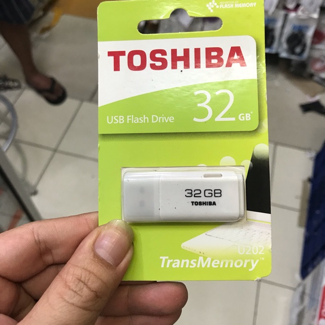 FlASHDISK THOSHIBA 32 gb