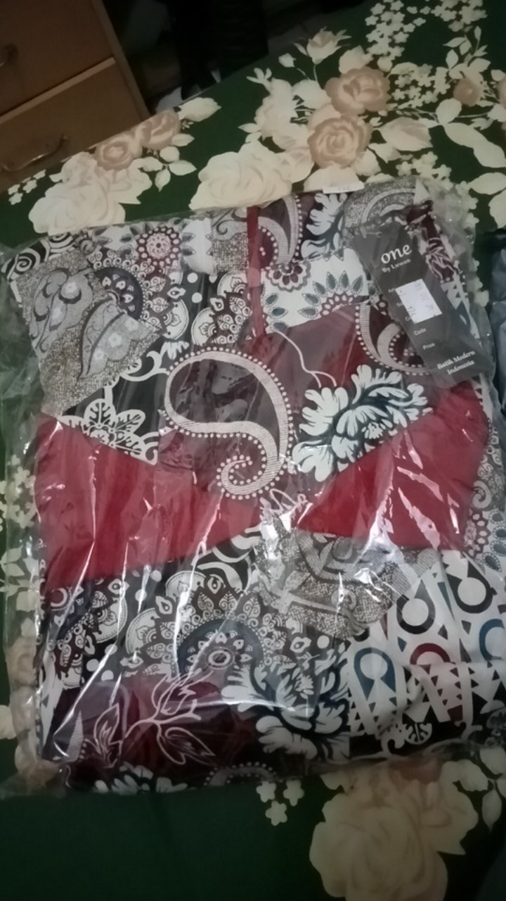 Dress Batik Off Shoulder 126 Ab