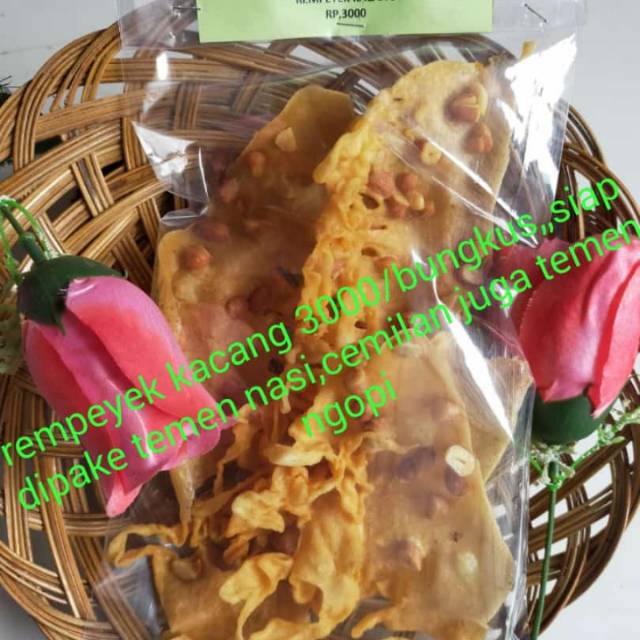 

Rempeyek kacang
