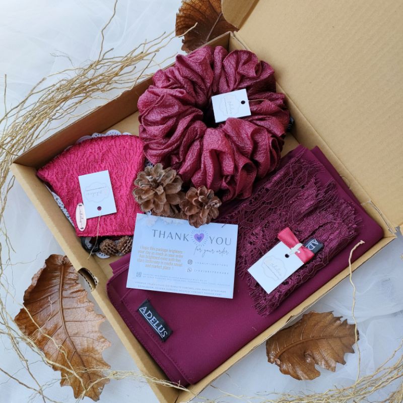 Hampers Hijab Gift Box Premium Adelus