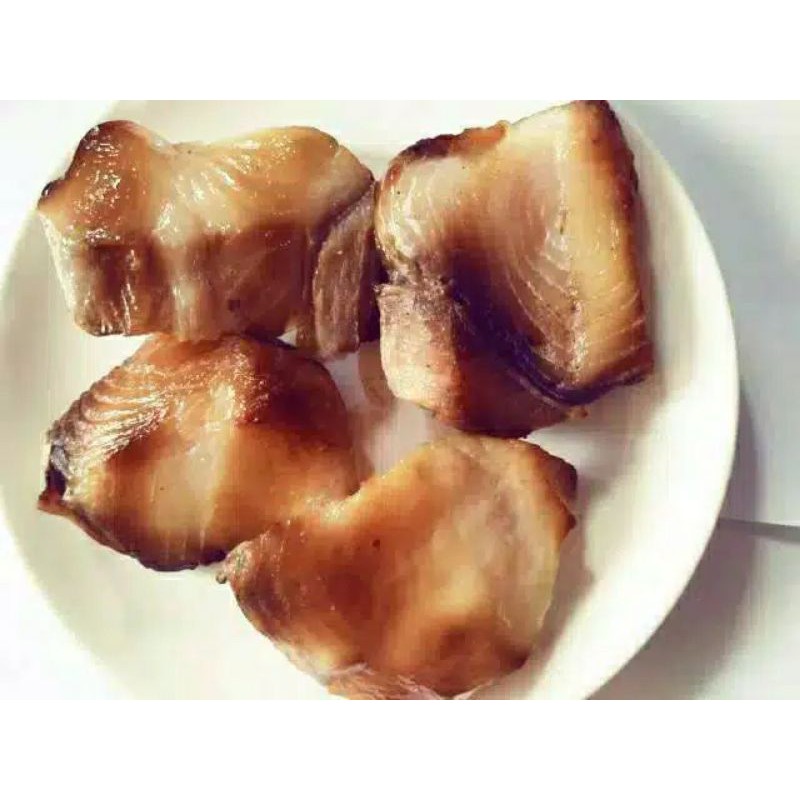 

IKAN ASAP TONGKOL ISI 40 / IKAN ASAP PARI ISI 40 /IKAN ASAP MANYUNG ISI 40