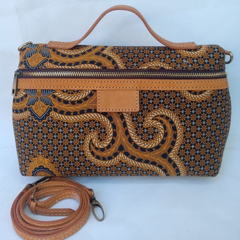 TAS BATIK KEMBUNG KULIT // TAS SLEMPANG BATIK KULIT //TAS TENTENG KULIT