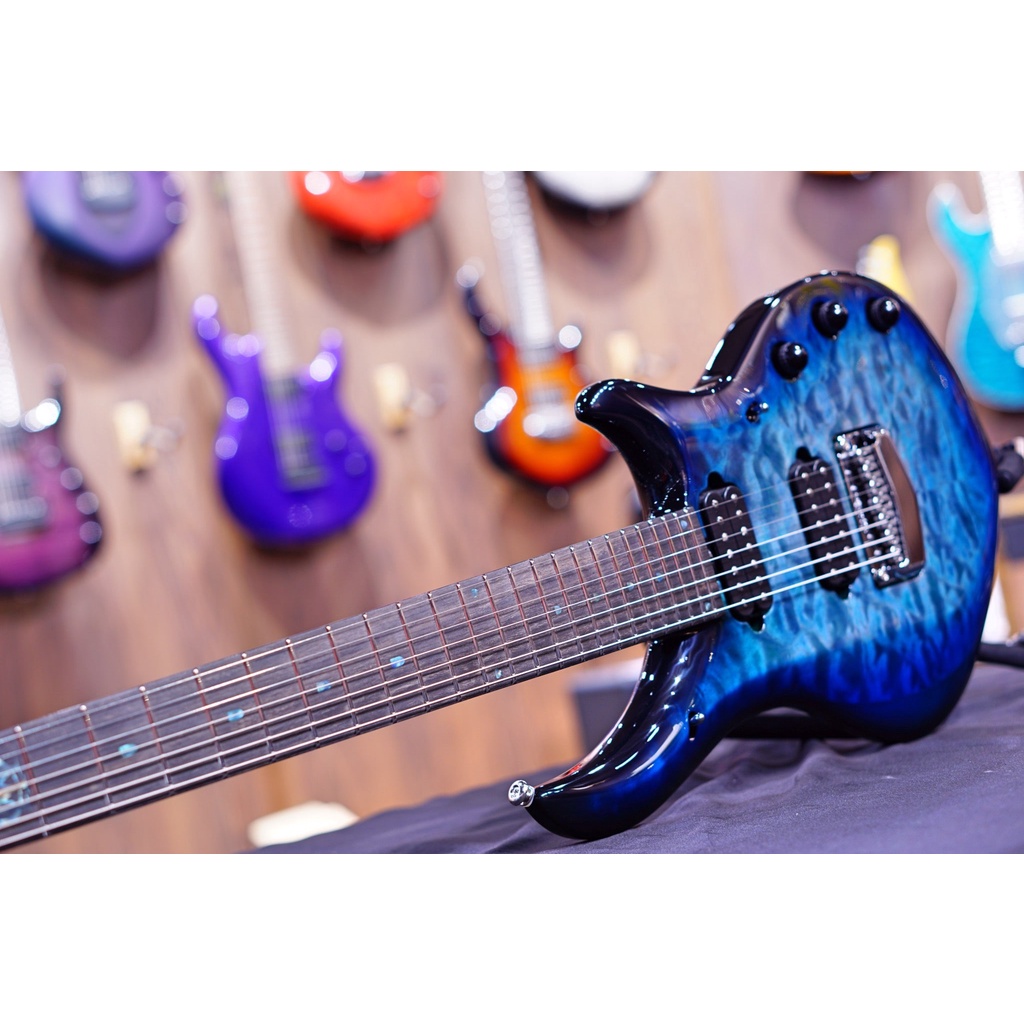 Ernie Ball Music Man John Petrucci Majesty 7  Hydrospace  m014949