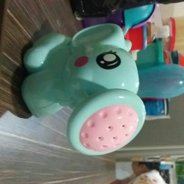 Semprotan Air Bentuk Gajah Bahan Plastik Untuk Mandi