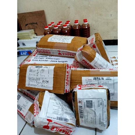 

☛ 100% dijamin kualitas Bumbu Pasta Tomyam Tomyum Suki ramen HALAL resep asli Thailand Packing aman tidak bayar tambahan .,.,.,.,