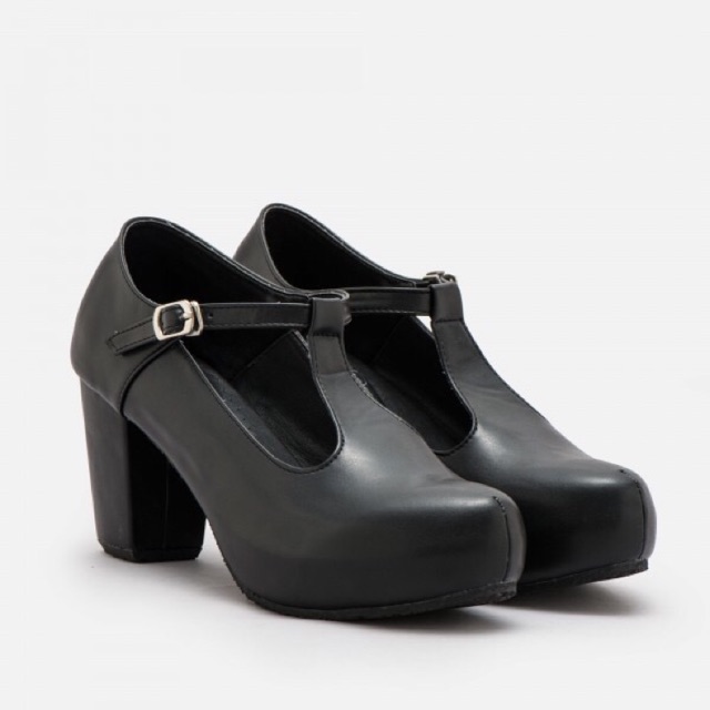 Chisel Black Heels Adorable Projects