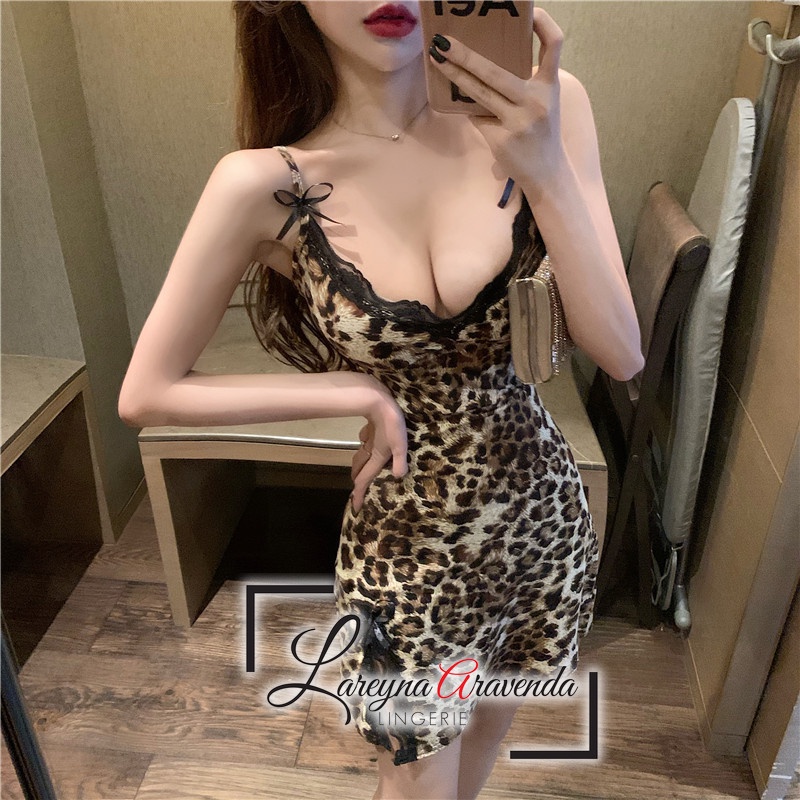 Lareyna Aravenda Lingerie Lingeria Model Gaun Macan Belah Paha Samping LG467