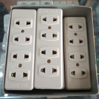 Stop Kontak Gepeng Lubang 4 / Stop Kontak Tipis