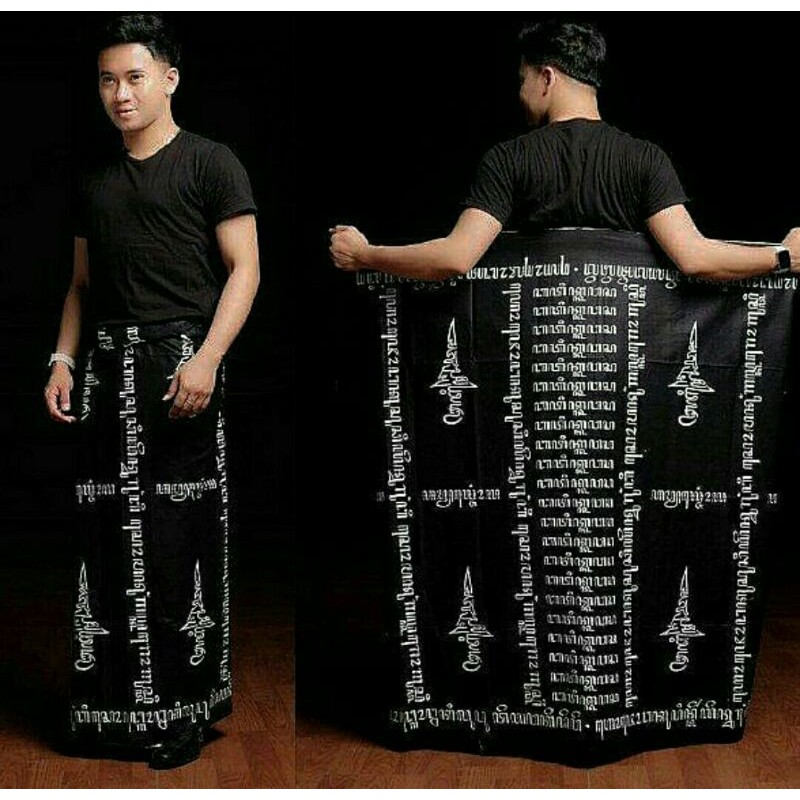 sarung batik aksara jawa keris