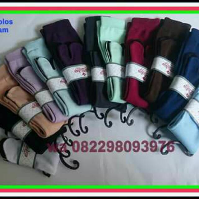 Kaos kaki jempol polos tapak hitam