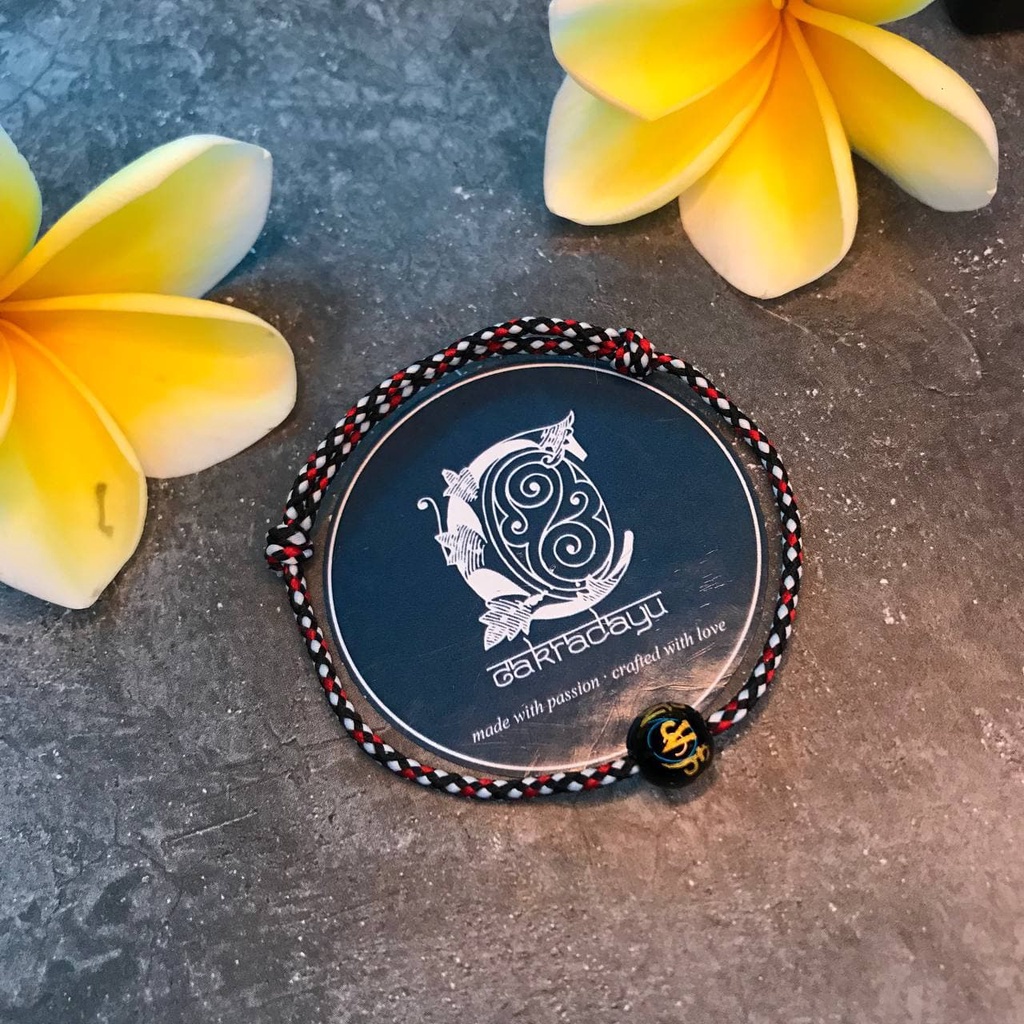 Gelang Tridatu Kobra dengan Batu Onyx Mantra Tibet Batu Ukir asli khas Bali Original