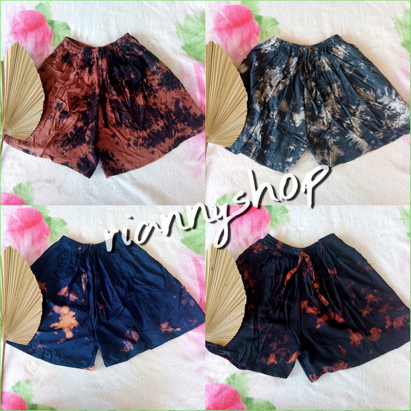 CELANA PENDEK MOTIF TIE DYE