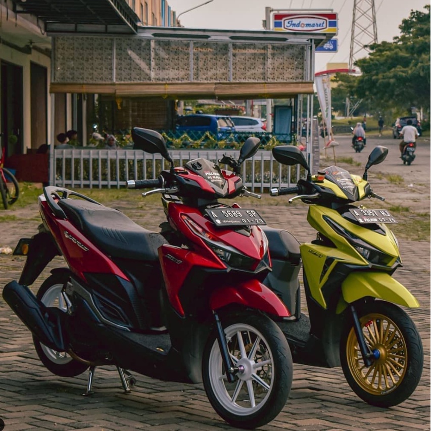 DECAL POLOS MOTOR VARIO NEW 125/150 BISA REQUEST WARNA