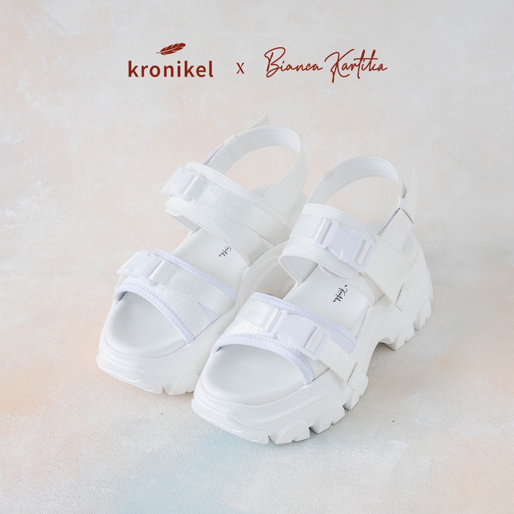 [PREMIUM LOKAL BRAND] KRONIKEL PROJECT x BIANCA KARTIKA // SARANG - White