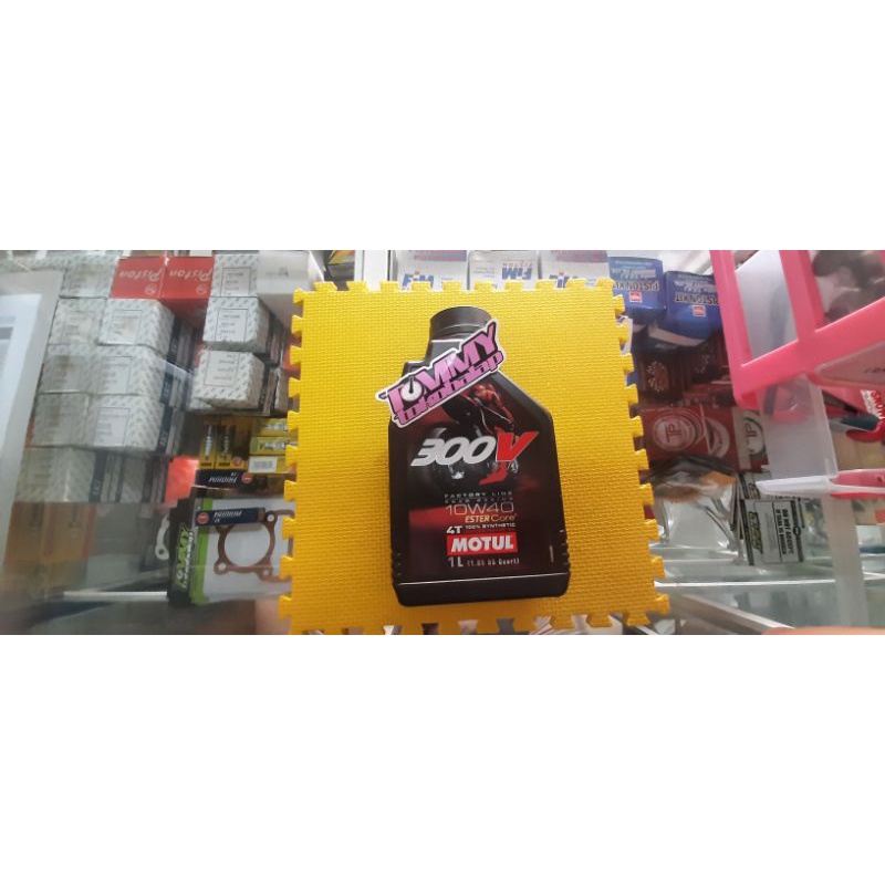 oli MOTUL 4T 300V 10W40