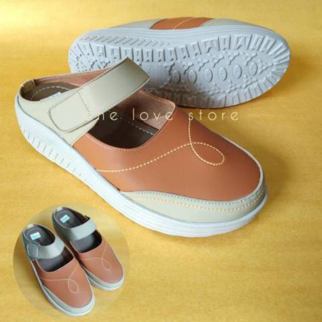 Sepatu wedges slop cantik dan elegan,Asc