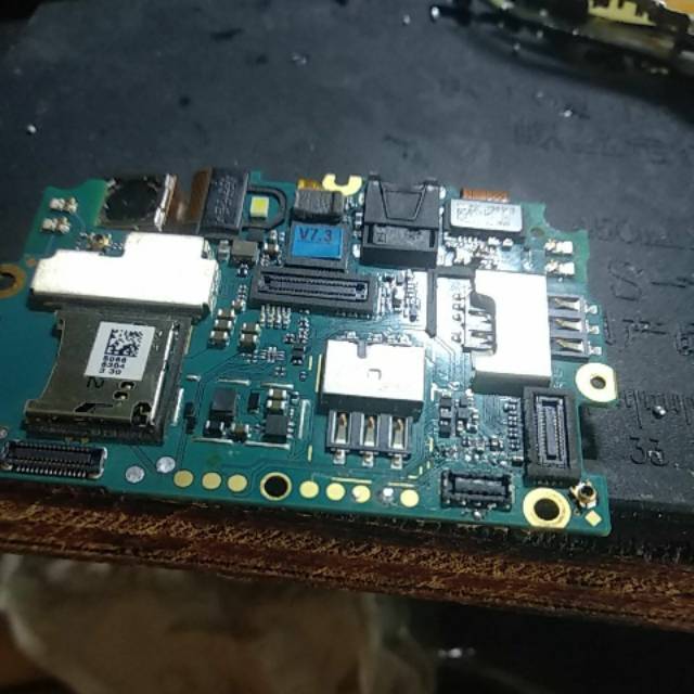 Mesin Oppo Neo 5 R1201 (16gb) hidup