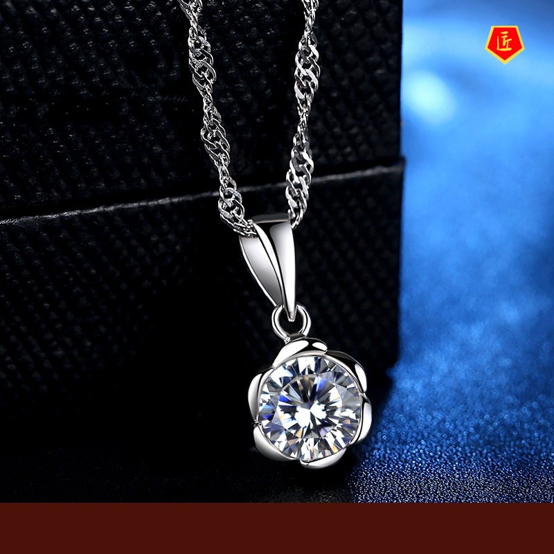 [Ready Stock]Women's Korean-Style Fashion Plum Blossom Pendant Diamond-Studded Necklace Simple Fashion