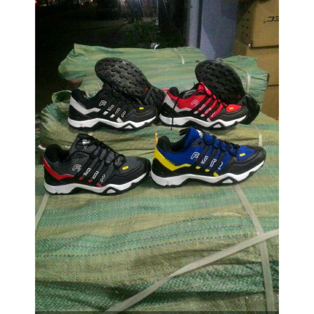 sepatu outdoor sepatu gunung adidas GO TEREX FASTER sepatu gunung