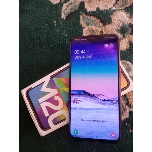 SAMSUNG M20 SECOND