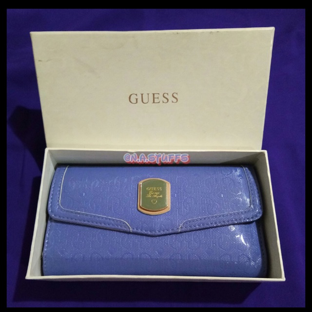 Dompet guess