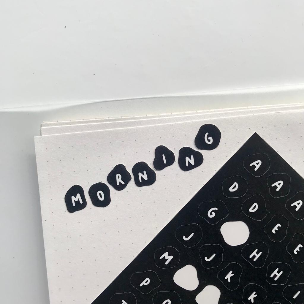 

Milky alphabet sticker/ stiker jurnal/stiker huruf